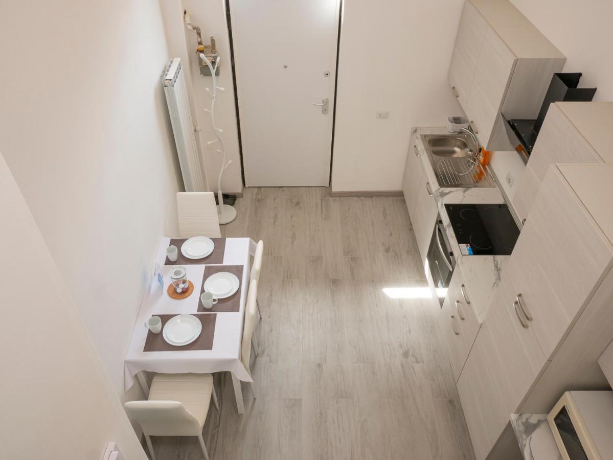 I Host Apartment - Neera 22 Milánó Kültér fotó
